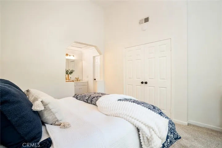 19342 Sunray Lane Unit 206, Huntington Beach, California 92648