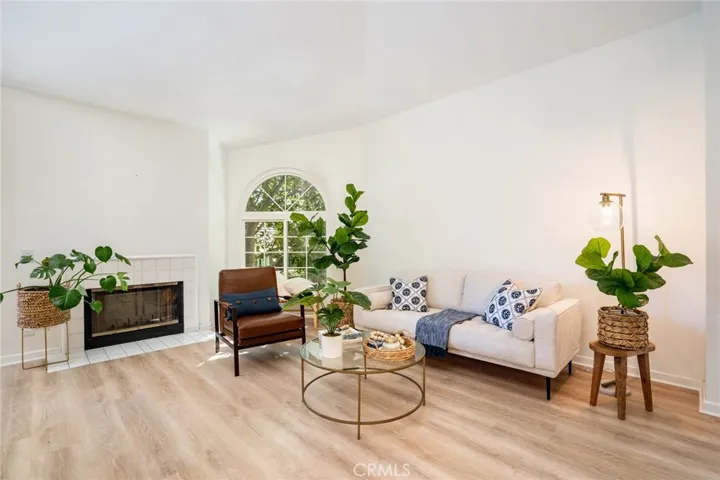 19342 Sunray Lane Unit 206, Huntington Beach, California 92648