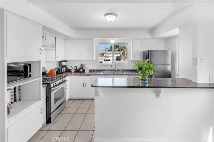 11438 Renville Street, Lakewood, California 90715
