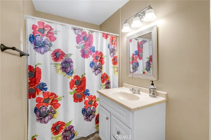 11438 Renville Street, Lakewood, California 90715