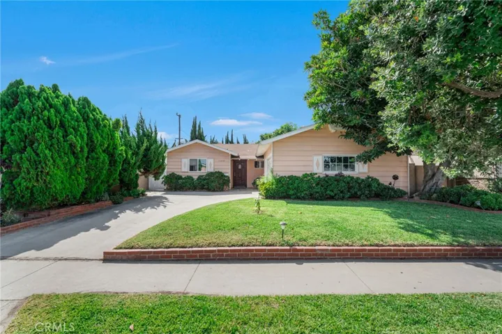 11438 Renville Street, Lakewood, California 90715