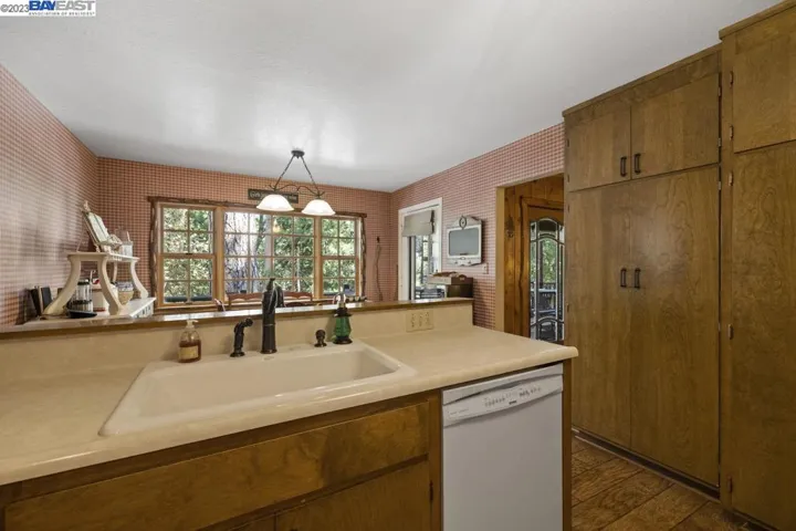 18469 Muir Avenue, Twain Harte, California 95383