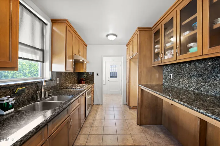 Kitchen_3