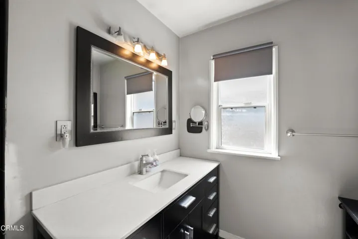 Bathroom_1