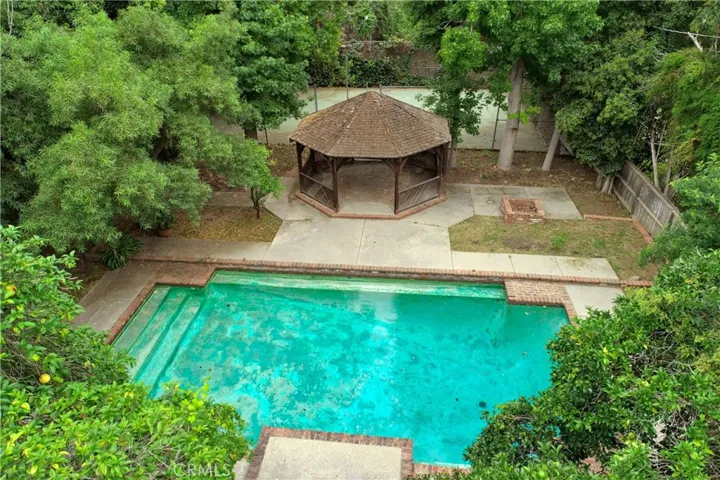 4129 Stansbury Avenue, Sherman Oaks, California 91423