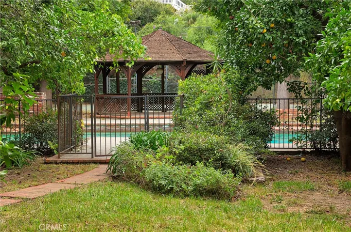 4129 Stansbury Avenue, Sherman Oaks, California 91423