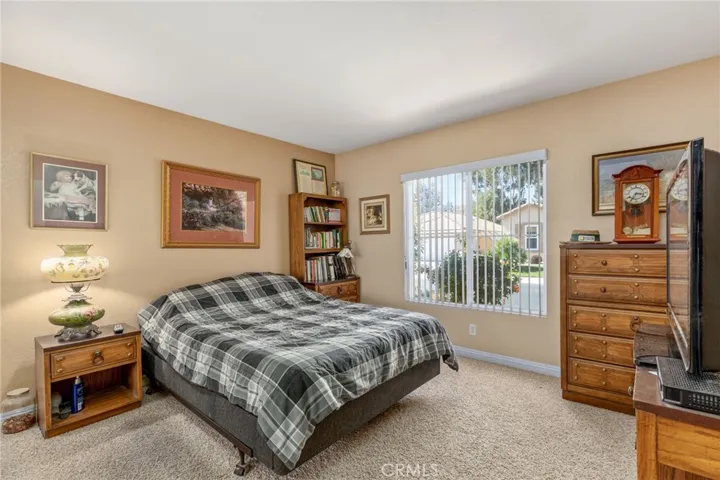 728 Twin Hills Drive, Banning, California 92220