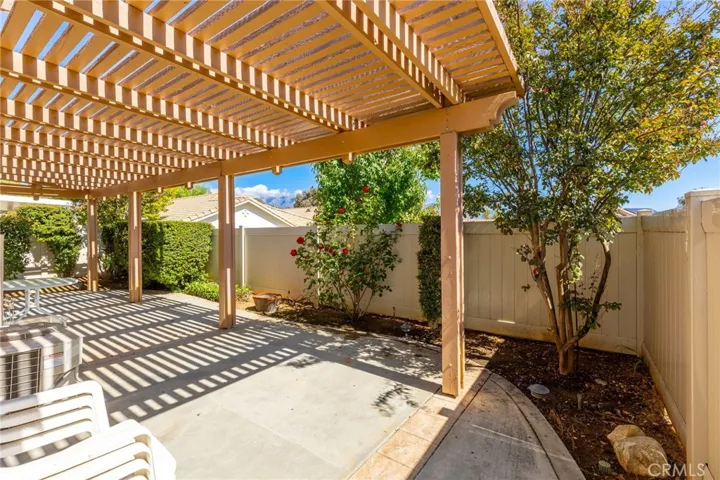 728 Twin Hills Drive, Banning, California 92220