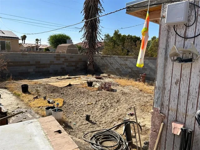 19530 Tumbleweed Trail, Desert Hot Springs, California 92241