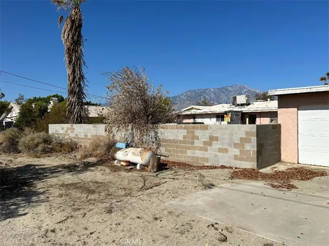19530 Tumbleweed Trail, Desert Hot Springs, California 92241