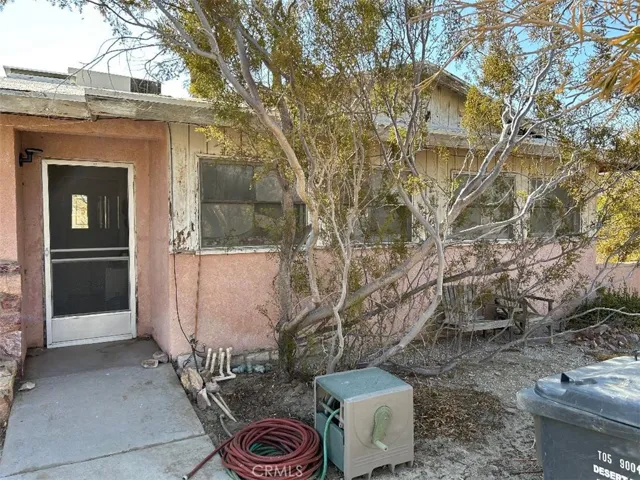 19530 Tumbleweed Trail, Desert Hot Springs, California 92241