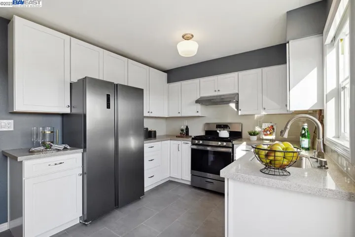 2472 Belvedere Ave, San Leandro, California 94577