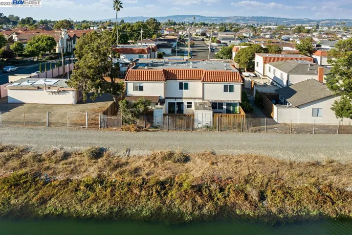 2472 Belvedere Ave, San Leandro, California 94577