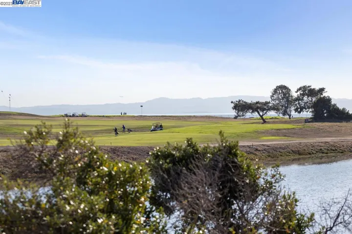 2472 Belvedere Ave, San Leandro, California 94577