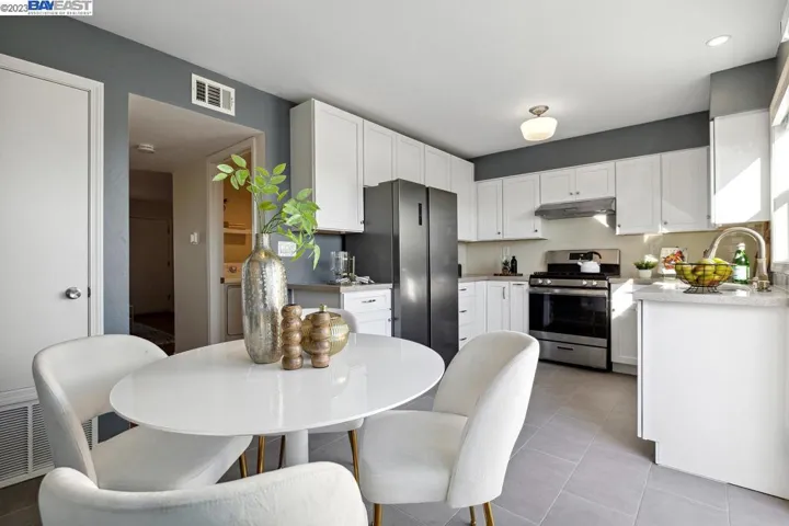 2472 Belvedere Ave, San Leandro, California 94577