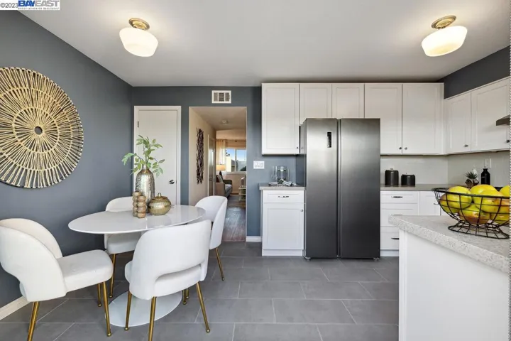 2472 Belvedere Ave, San Leandro, California 94577