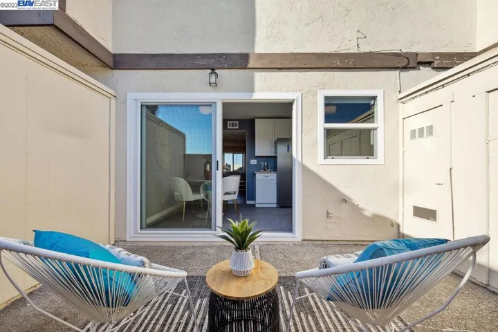 2472 Belvedere Ave, San Leandro, California 94577