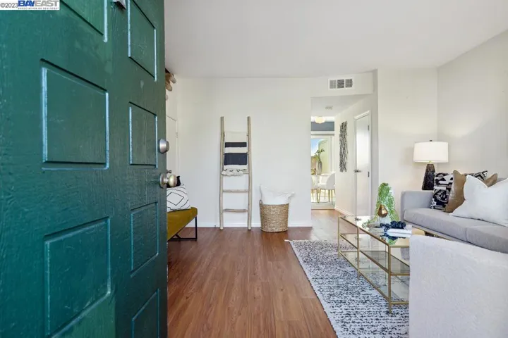 2472 Belvedere Ave, San Leandro, California 94577