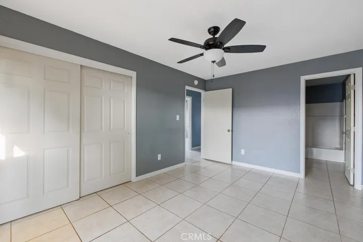 388 Crestwood Avenue, Woodlake, California 93286