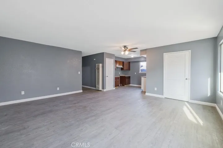 388 Crestwood Avenue, Woodlake, California 93286