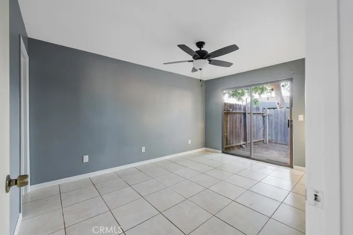 388 Crestwood Avenue, Woodlake, California 93286