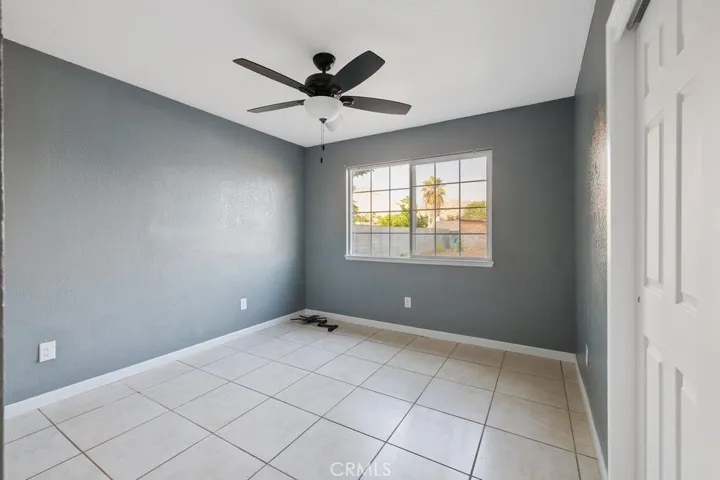388 Crestwood Avenue, Woodlake, California 93286