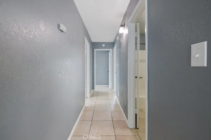 388 Crestwood Avenue, Woodlake, California 93286