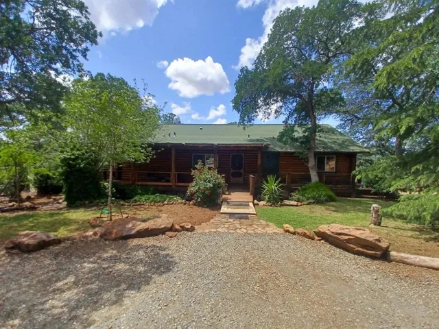 9883 Piney Creek Road, Coulterville, California 95311
