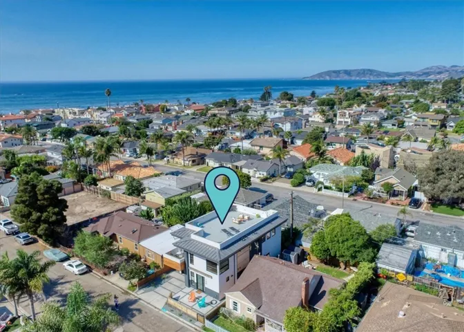 160 Esparto Avenue, Pismo Beach, California 93449