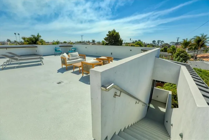 Roof Deck