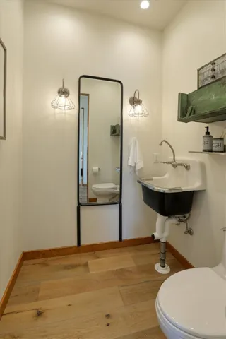 Powder Room