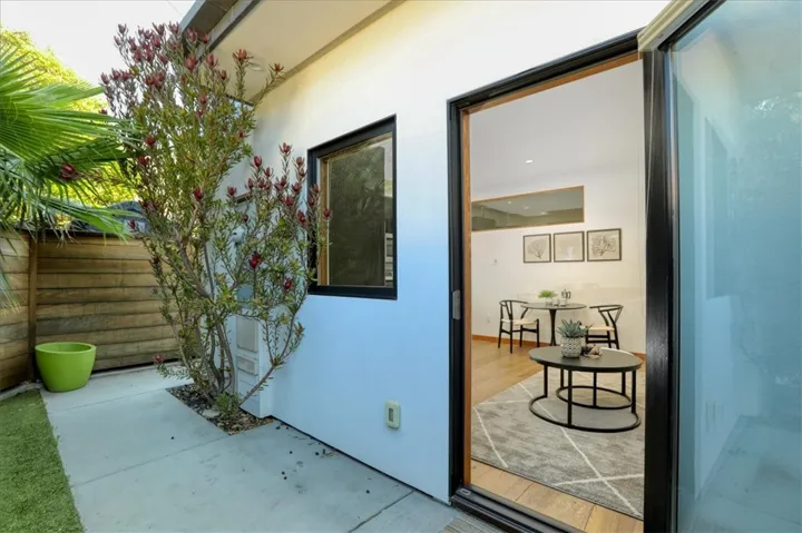 1st Floor Suite private entrance