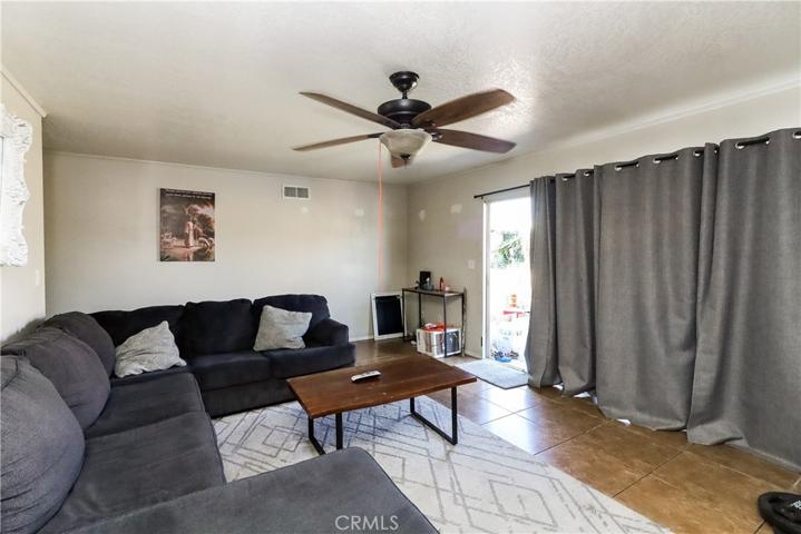 320 W Heather, Rialto, California 92376