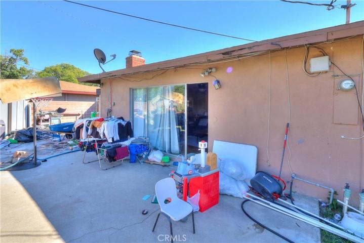 320 W Heather, Rialto, California 92376