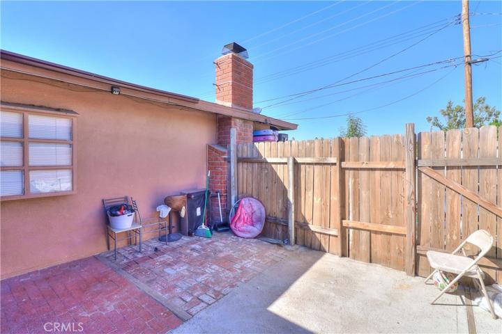 320 W Heather, Rialto, California 92376