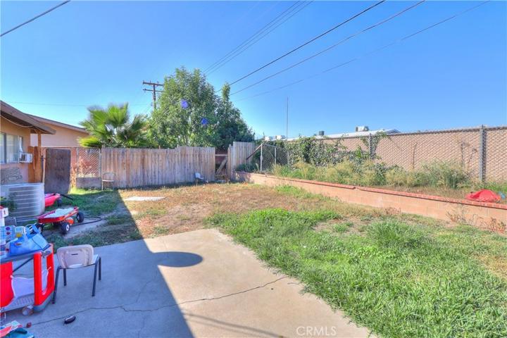 320 W Heather, Rialto, California 92376