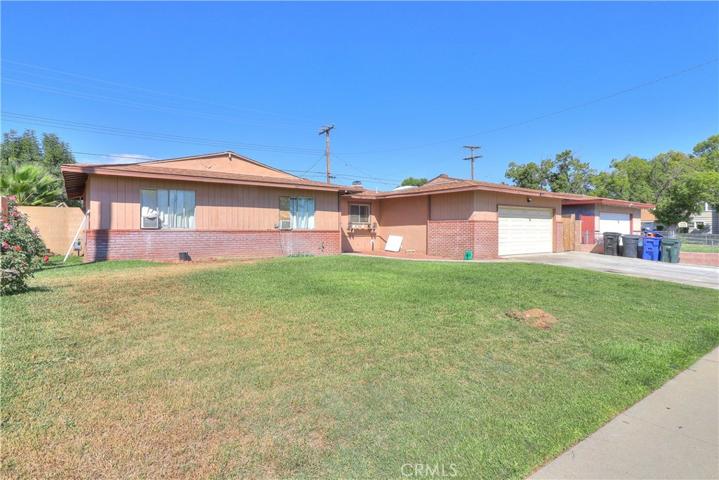 320 W Heather, Rialto, California 92376
