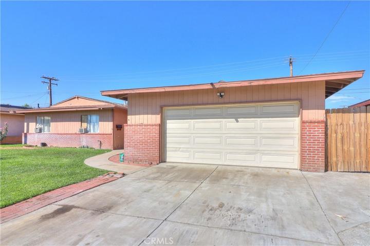 320 W Heather, Rialto, California 92376
