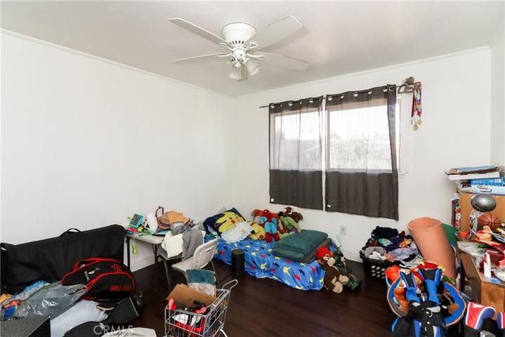 320 W Heather, Rialto, California 92376