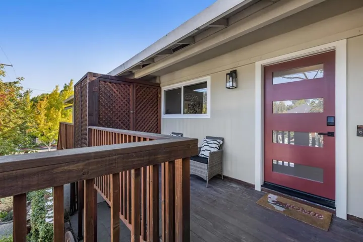 190 Everett Avenue, Palo Alto, California 94301