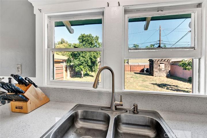 707 S Birch Street, Santa Ana, California 92701