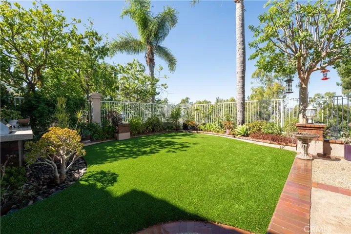 8171 E Marblehead Way, Anaheim Hills, California 92808