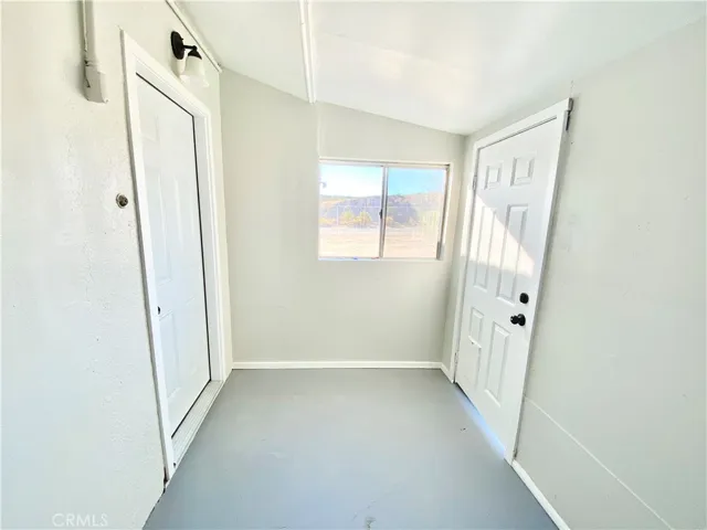 251 Juniper Street, Barstow, California 92311
