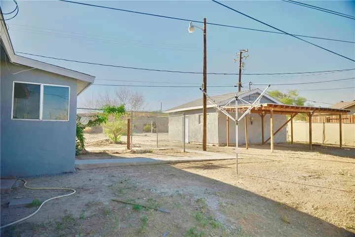 251 Juniper Street, Barstow, California 92311