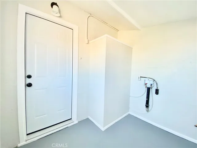 251 Juniper Street, Barstow, California 92311