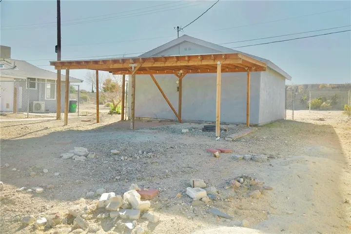 251 Juniper Street, Barstow, California 92311