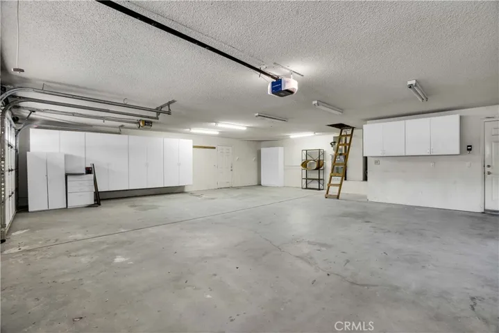 56848 Free Gold Drive, Yucca Valley, California 92284