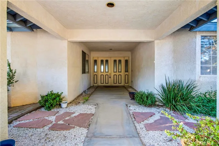 56848 Free Gold Drive, Yucca Valley, California 92284