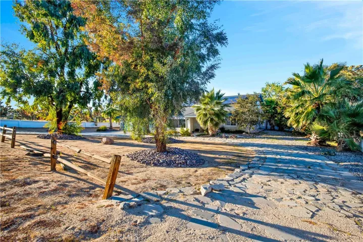 56848 Free Gold Drive, Yucca Valley, California 92284