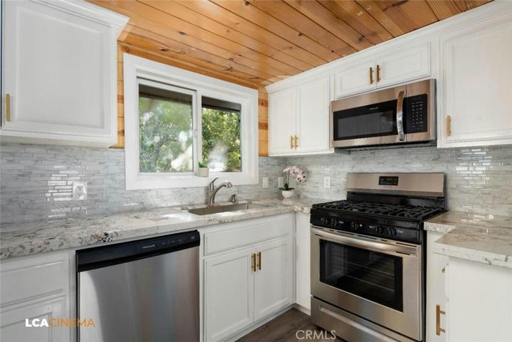 116 S End Drive, Frazier Park, California 93225